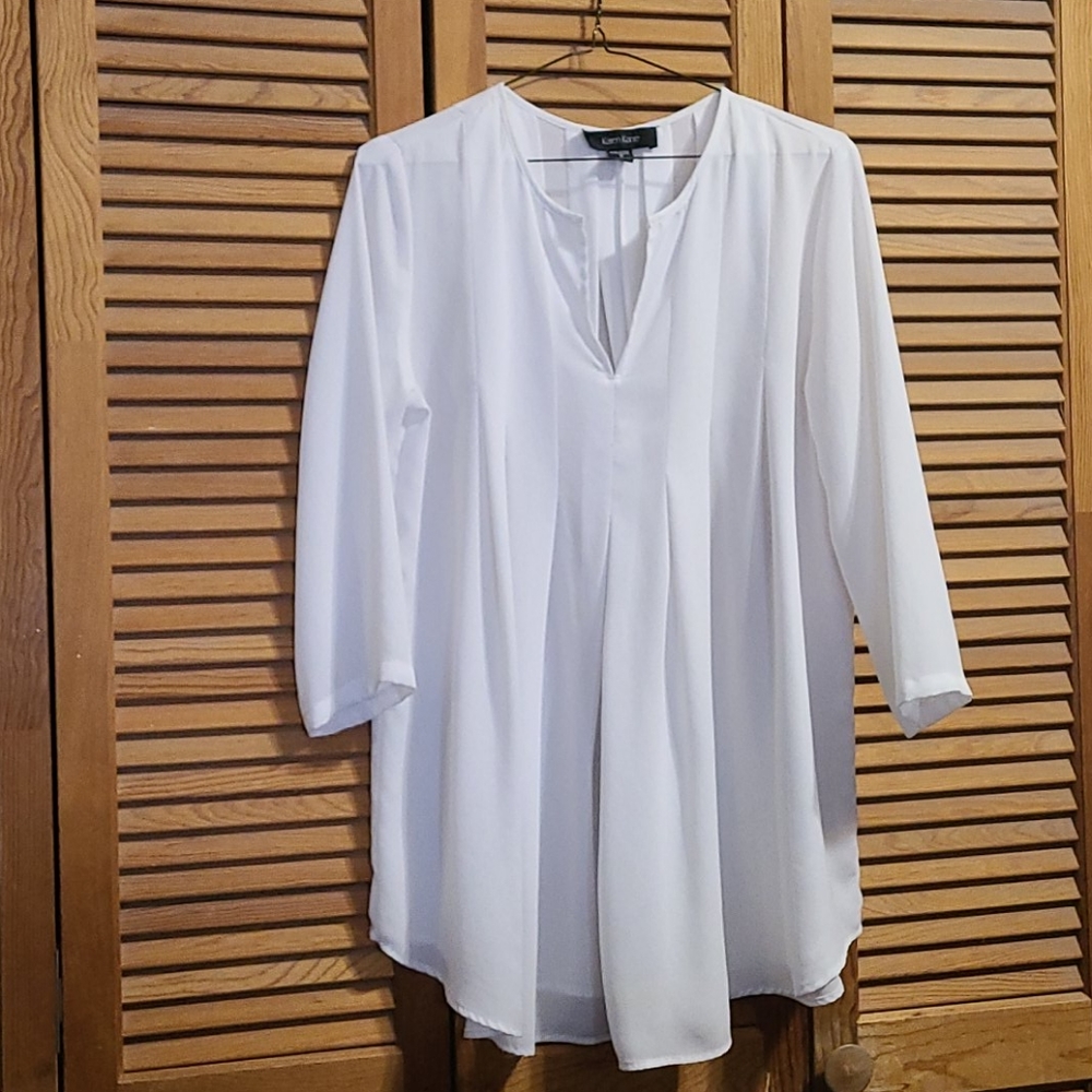 White mid-length tunic